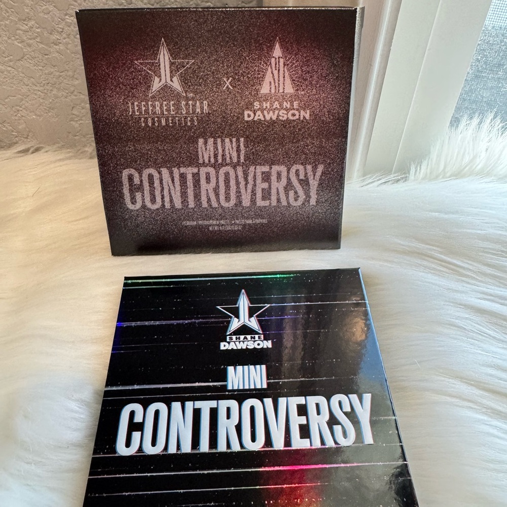 Jeffree Star‎ Mini Controversy Eyeshadow Palette